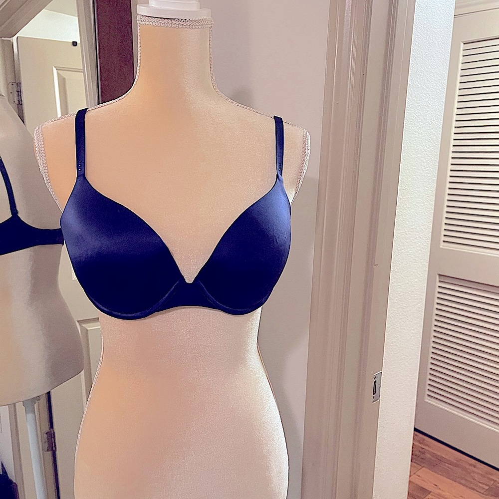 Victorias Secret Demi Bra